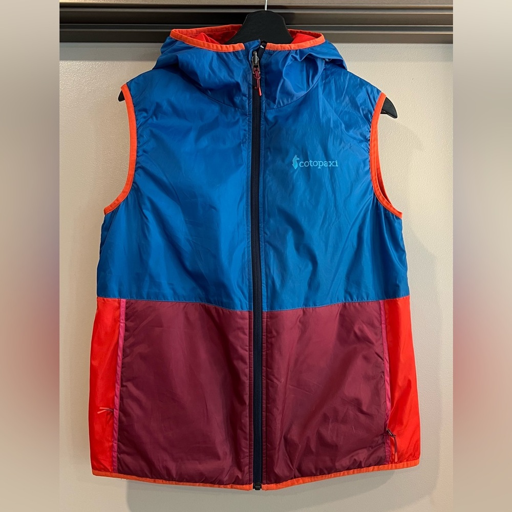 Cotopaxi Teca Calida hooded vest